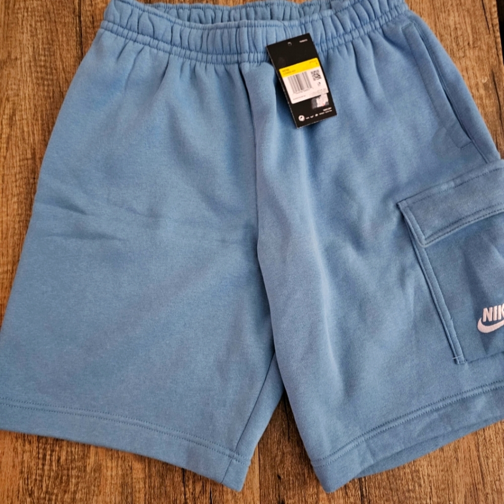 Men's nike cargo shorts. Size small. Light blue